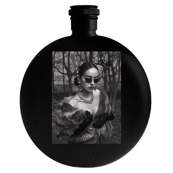 Fei Fei Sun Round Flask