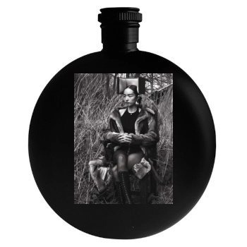 Fei Fei Sun Round Flask