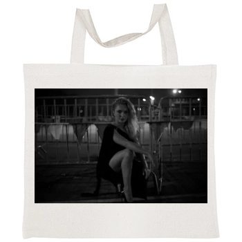 Hayden Panettiere Tote