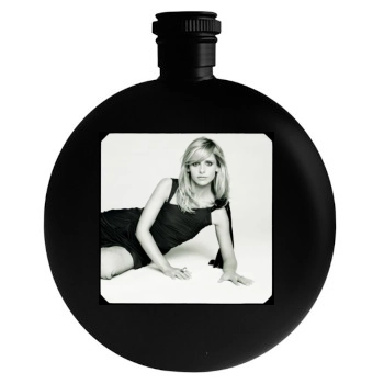 Sarah Michelle Gellar Round Flask