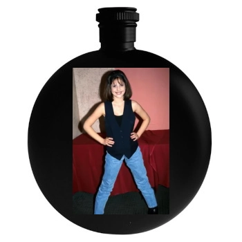 Sarah Michelle Gellar Round Flask