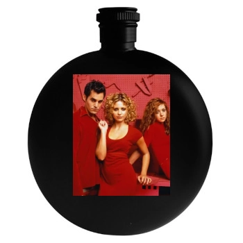 Sarah Michelle Gellar Round Flask