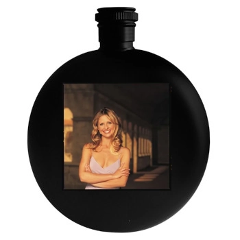 Sarah Michelle Gellar Round Flask