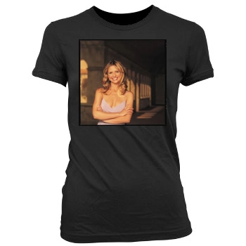 Sarah Michelle Gellar Women's Junior Cut Crewneck T-Shirt