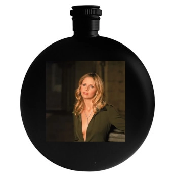 Sarah Michelle Gellar Round Flask