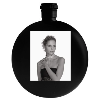 Sarah Michelle Gellar Round Flask