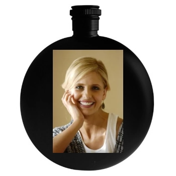 Sarah Michelle Gellar Round Flask