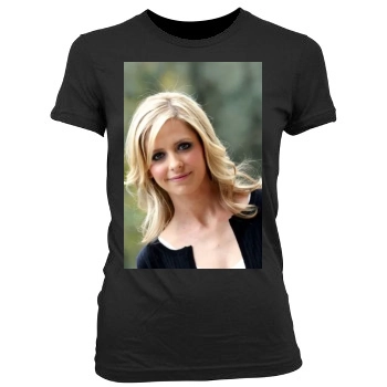 Sarah Michelle Gellar Women's Junior Cut Crewneck T-Shirt