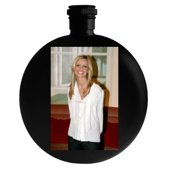 Sarah Michelle Gellar Round Flask