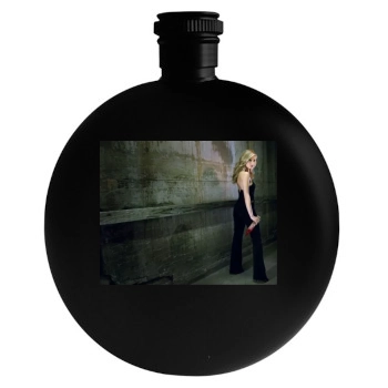 Sarah Michelle Gellar Round Flask