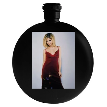 Sarah Michelle Gellar Round Flask