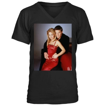 Sarah Michelle Gellar Men's V-Neck T-Shirt