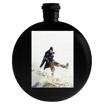 Sarah Silverman Round Flask