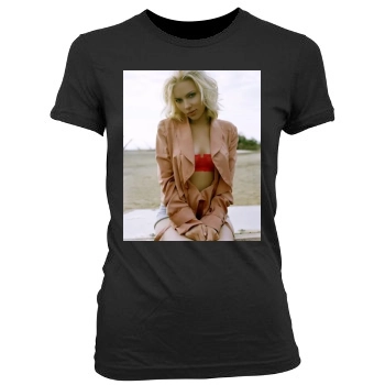 Scarlett Johansson Women's Junior Cut Crewneck T-Shirt