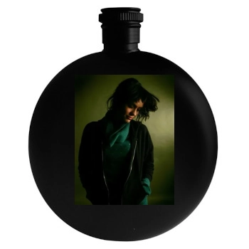 Shannyn Sossamon Round Flask