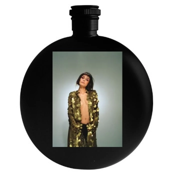 Shannyn Sossamon Round Flask