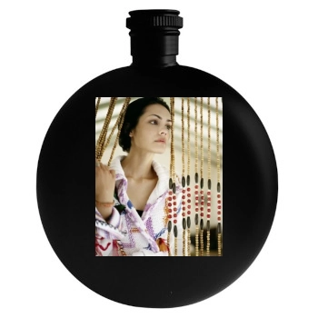 Shannyn Sossamon Round Flask