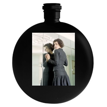 Shannyn Sossamon Round Flask