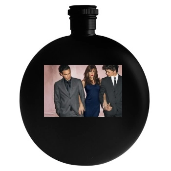 Stephanie Seymour Round Flask