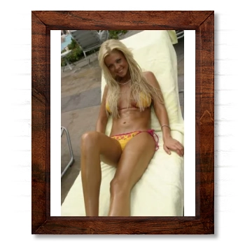 Tara Reid 14x17