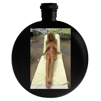 Tara Reid Round Flask