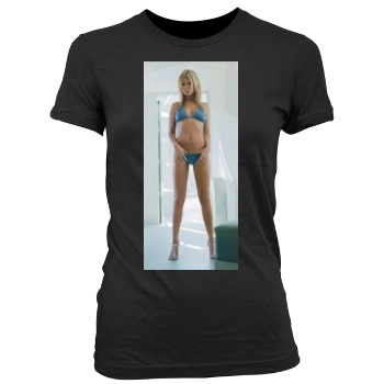 Tara Reid Women's Junior Cut Crewneck T-Shirt