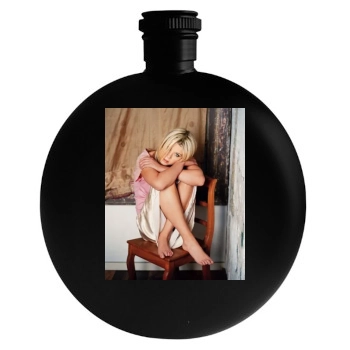 Tara Reid Round Flask