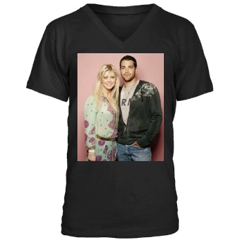 Tara Reid Men's V-Neck T-Shirt