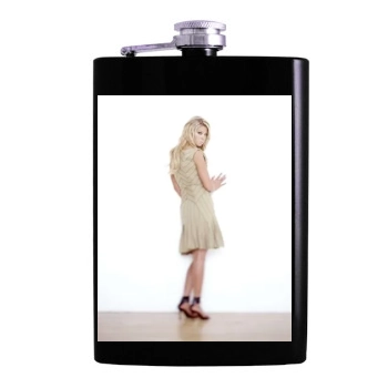 Tara Reid Hip Flask