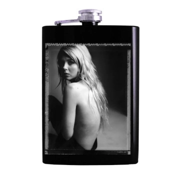 Tara Reid Hip Flask