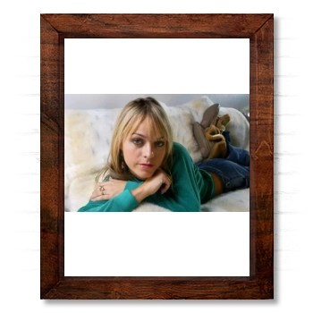 Taryn Manning 14x17