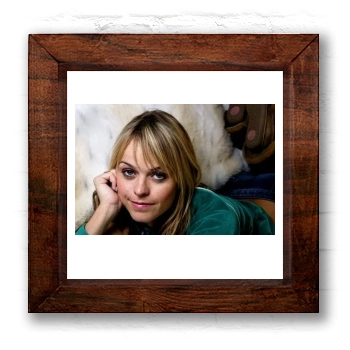 Taryn Manning 6x6