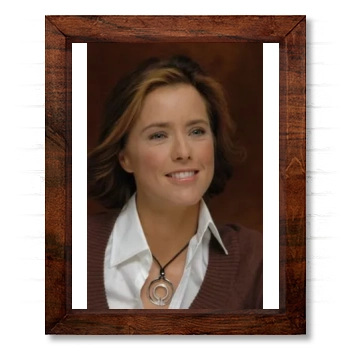 Tea Leoni 14x17