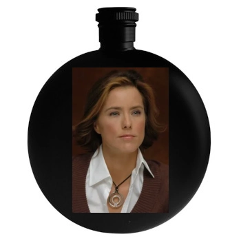 Tea Leoni Round Flask