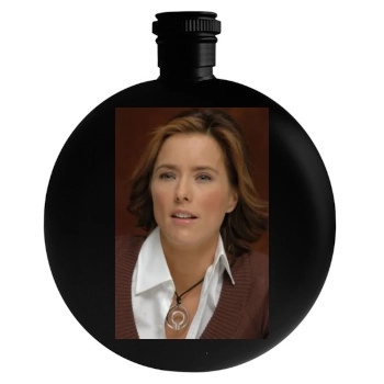 Tea Leoni Round Flask