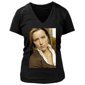 Tea Leoni Women's Deep V-Neck TShirt