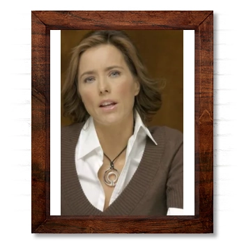 Tea Leoni 14x17