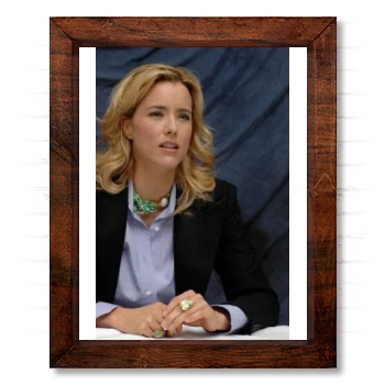 Tea Leoni 14x17