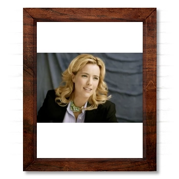 Tea Leoni 14x17