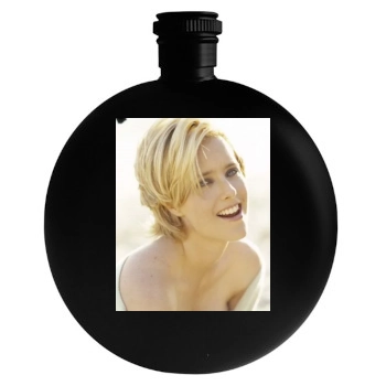 Tea Leoni Round Flask