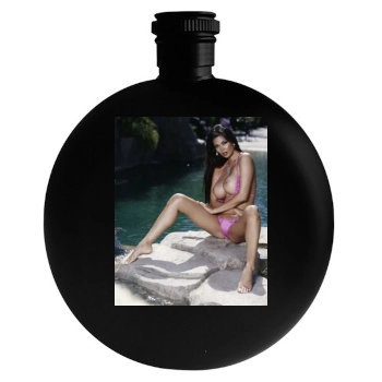 Tera Patrick Round Flask