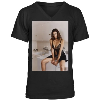 Teri Hatcher Men's V-Neck T-Shirt