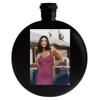 Teri Hatcher Round Flask