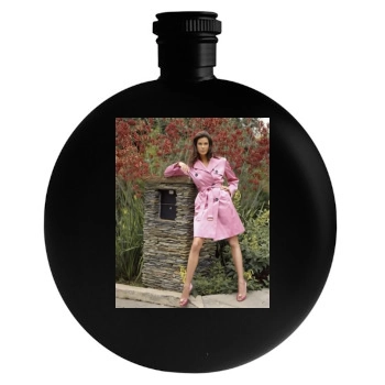 Teri Hatcher Round Flask