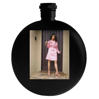 Teri Hatcher Round Flask