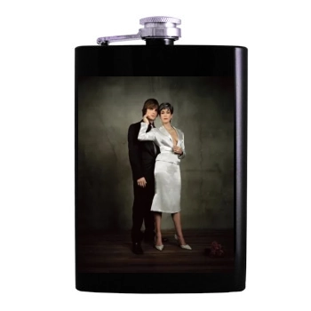 Teri Hatcher Hip Flask