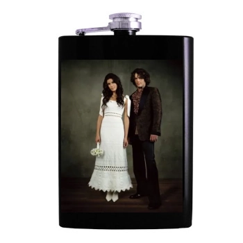 Teri Hatcher Hip Flask