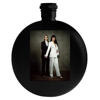 Teri Hatcher Round Flask