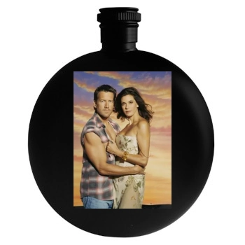 Teri Hatcher Round Flask