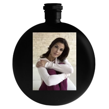 Teri Hatcher Round Flask